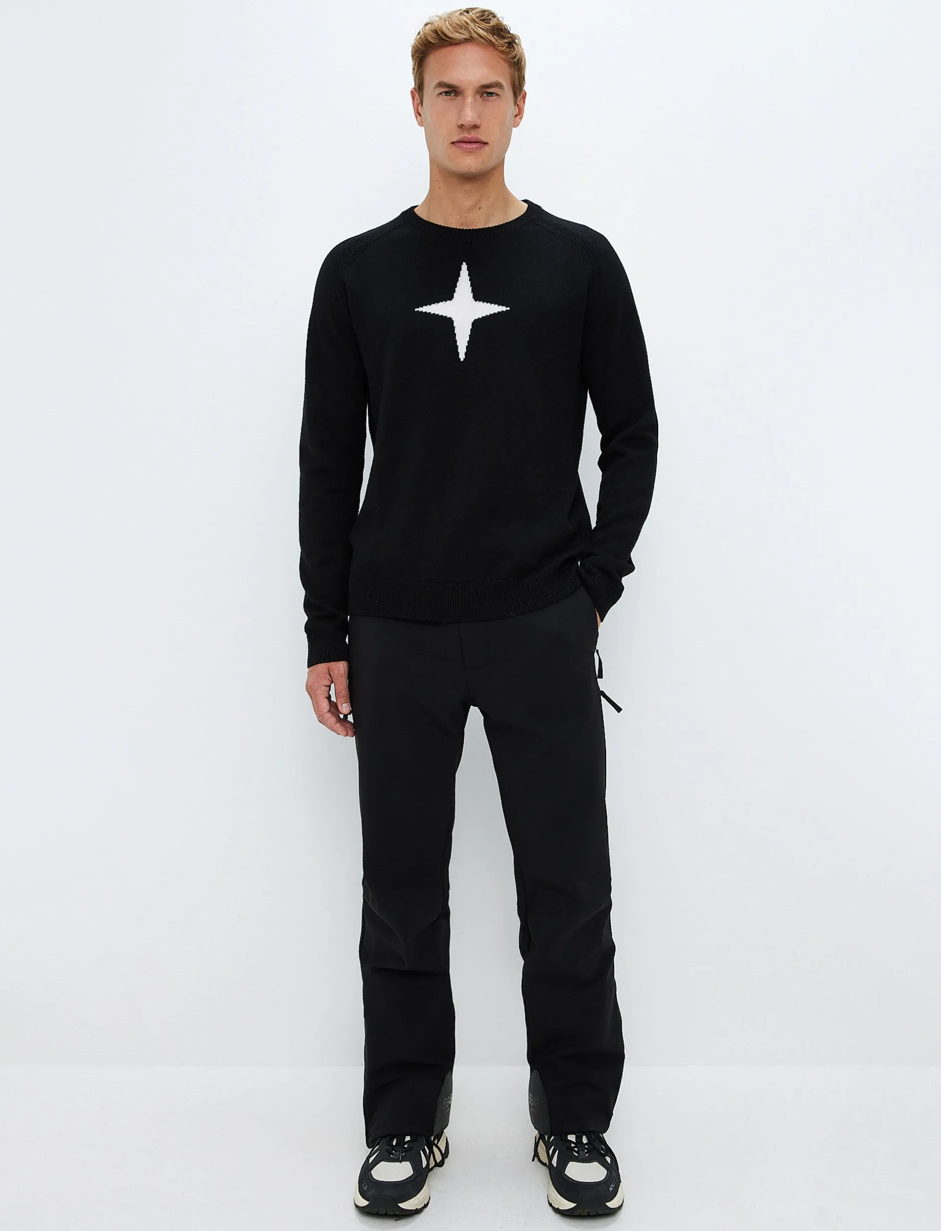Tröjor|Mellanlager*8848 Altitude Star Merino Sweat - Black
